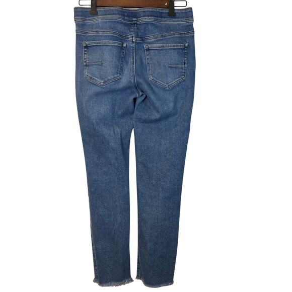City Blues Women’s Pull On Tummy Control Ankle Jeans Size 4 - Picture 2 of 7